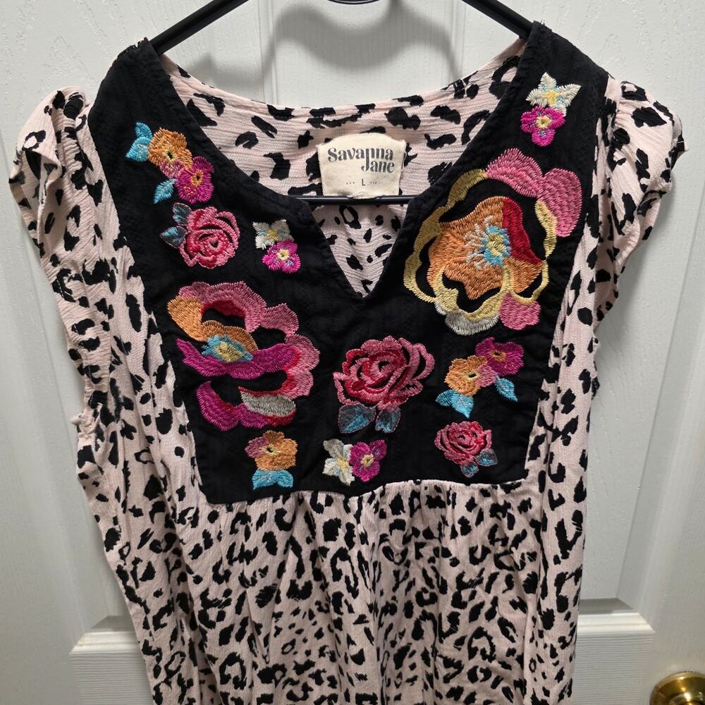 Savanna Jane Leopard Floral Embroidered V-Neck Flutter Sleeve Blouse Women's L